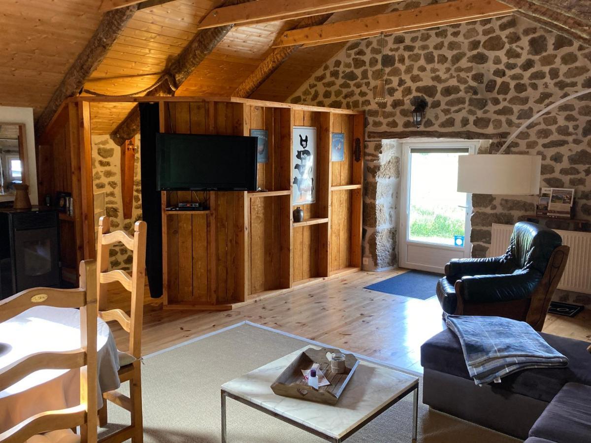 La Bonbonniere Apartment Le Chambon-sur-Lignon Bagian luar foto